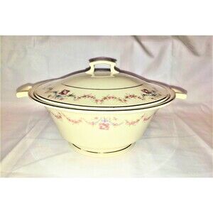 Old Ivory Covered Vegetable Bowl Soup Tureen W/Lid Swags Arcadia Syracuse China